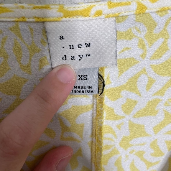 A New Day Yellow Floral Drop Waist Dress XS - Picture 5 of 6